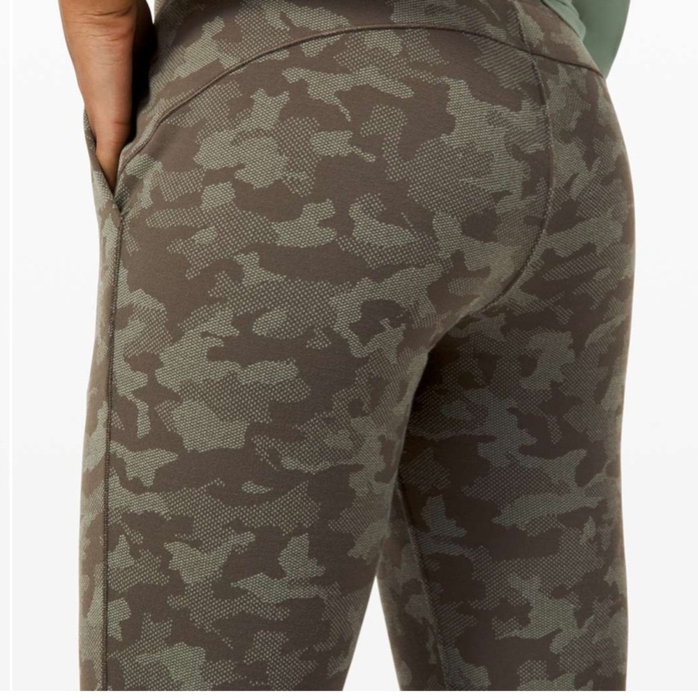 Lululemon Ready to Rulu Jogger 28"
Heritage Camo Dark Olive Green Twill